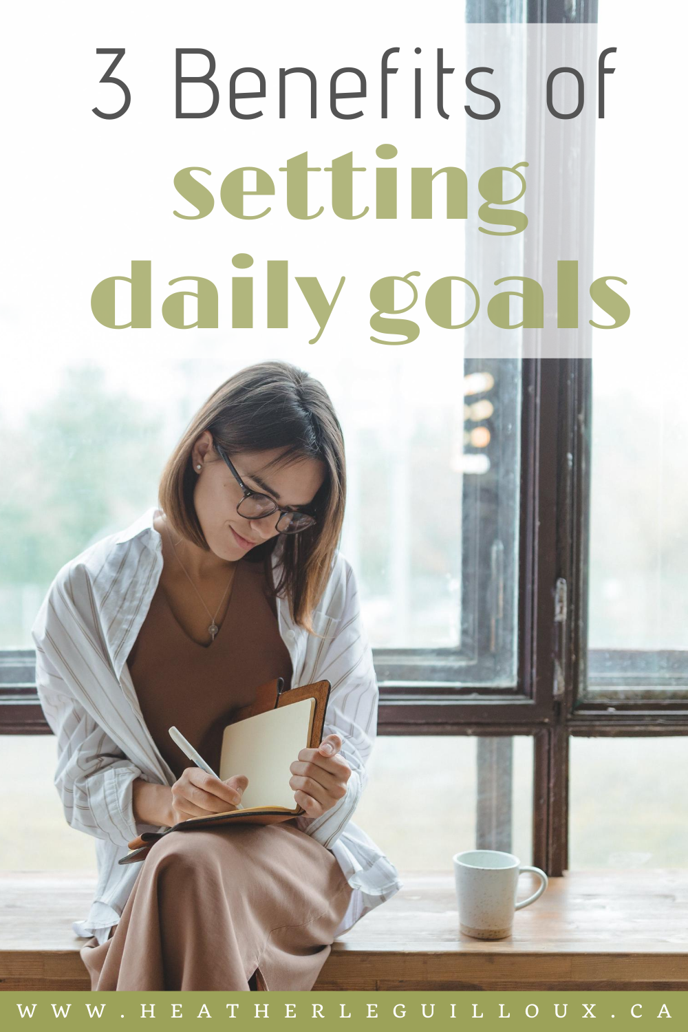 While electronic planners or productivity tools can be useful, there is no substitute for being able to tick off a task that you have been working on (or procrastinating about) for a long time. Keeping a planner or journal has huge benefits and if you are of the list-writing-variety of people in the world, you will really enjoy this article as I share the benefits of setting daily goals. #planner #goalsetting #journal #review